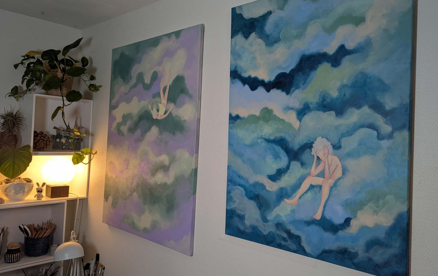 Maleri i dansk design med illustration af børn i blå og lavendel nuancer, plakater til børneværelset og kunst.